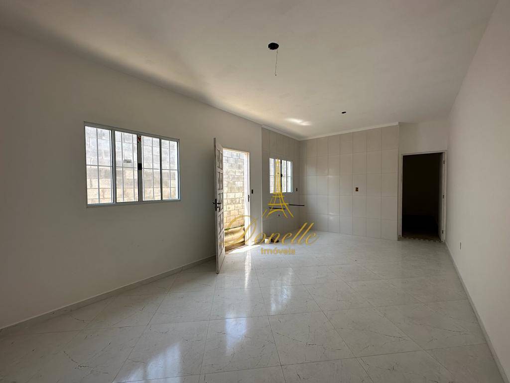 Casa à venda com 2 quartos, 65m² - Foto 16