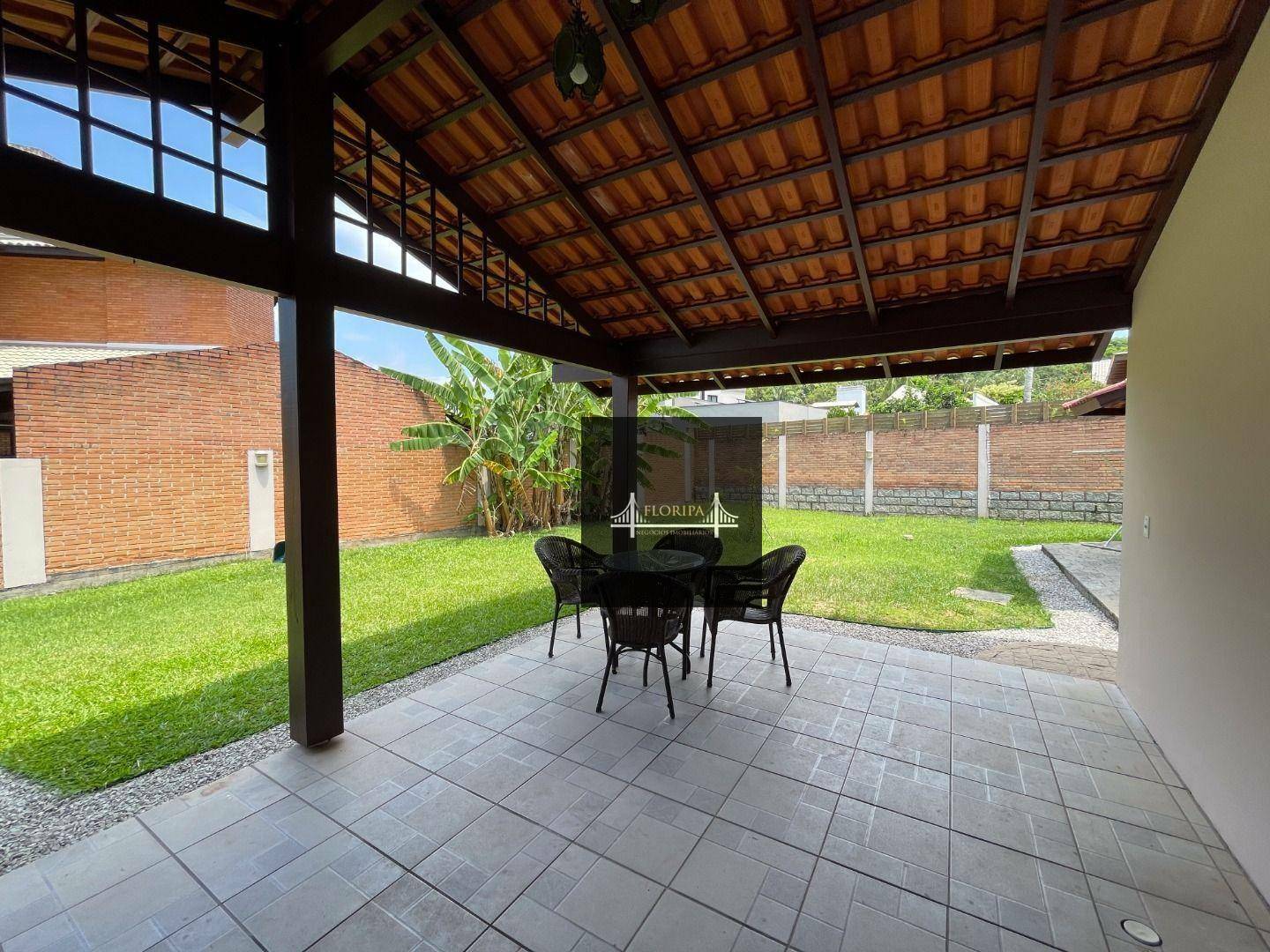 Casa de Condomínio à venda com 3 quartos, 226m² - Foto 24