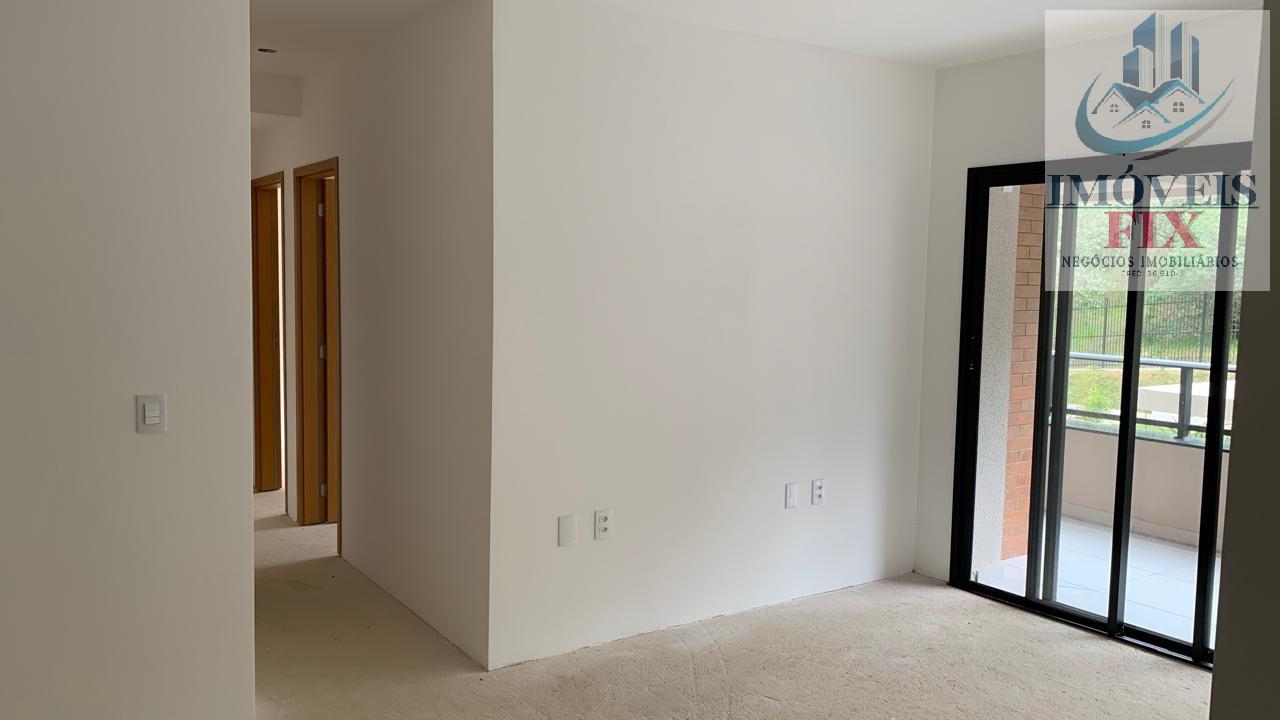 Apartamento à venda com 3 quartos, 95m² - Foto 1