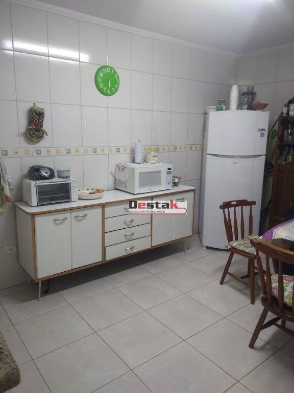 Sobrado à venda com 2 quartos, 100m² - Foto 6