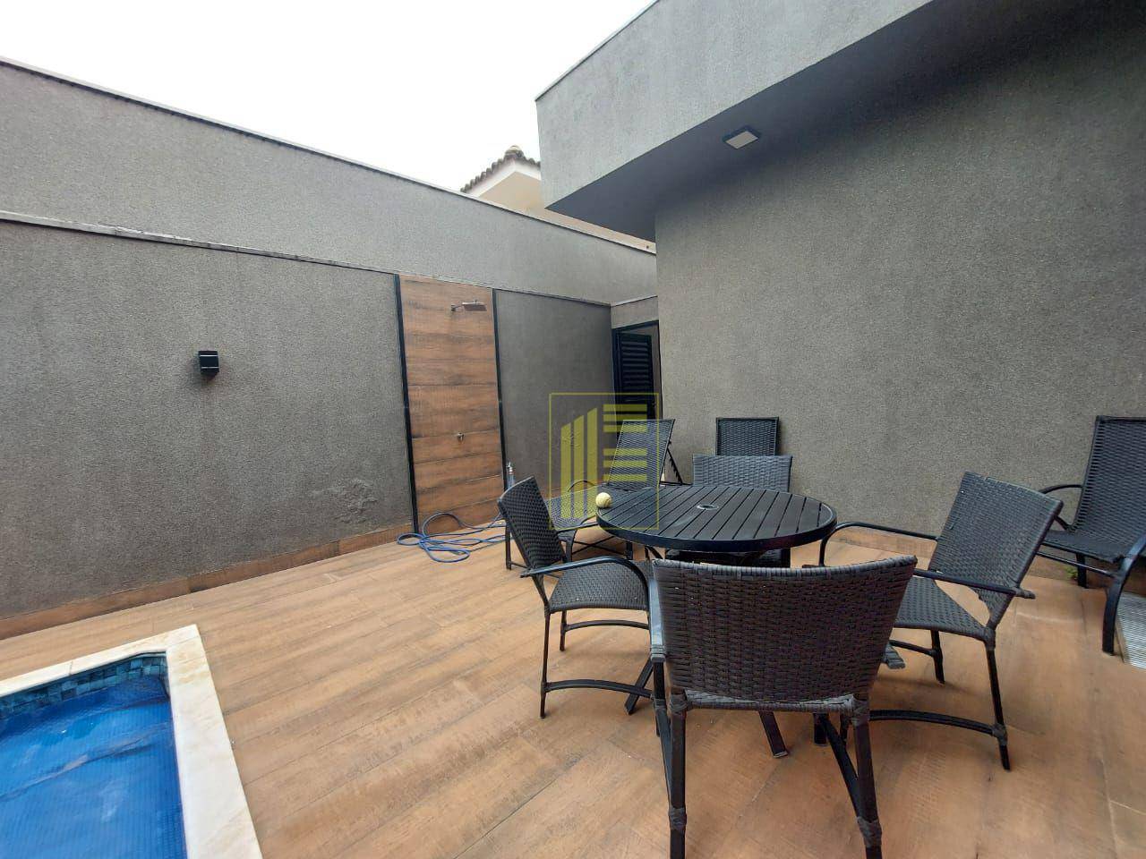 Casa de Condomínio para alugar com 3 quartos, 290m² - Foto 14