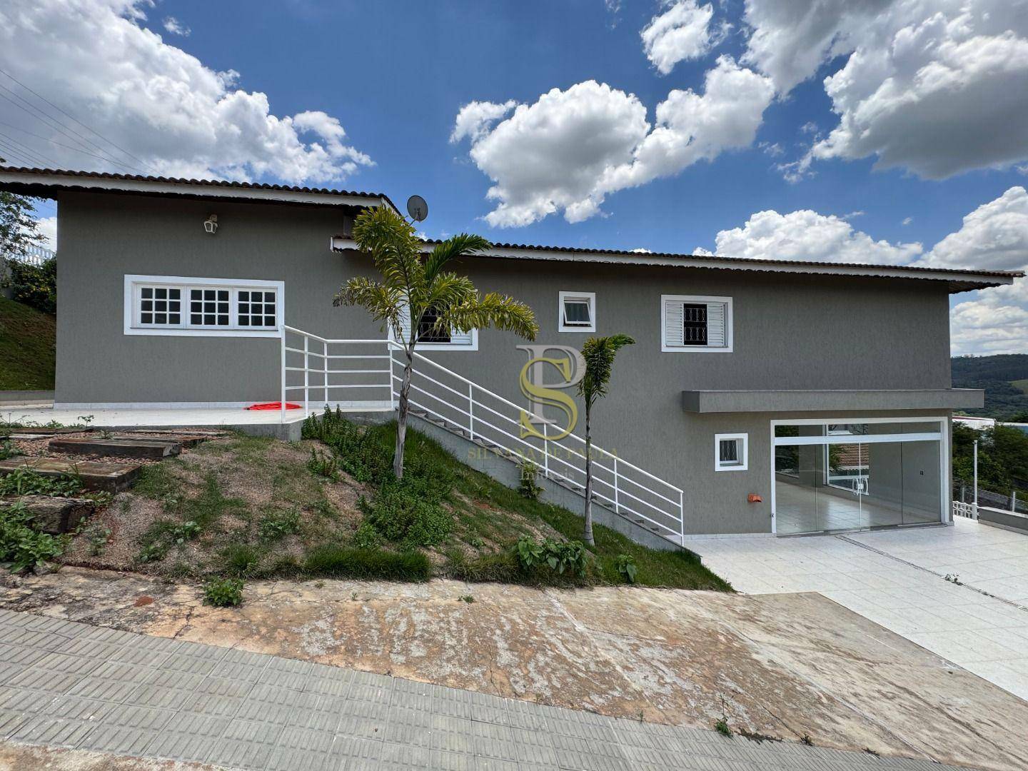 Chácara à venda com 4 quartos, 360m² - Foto 3