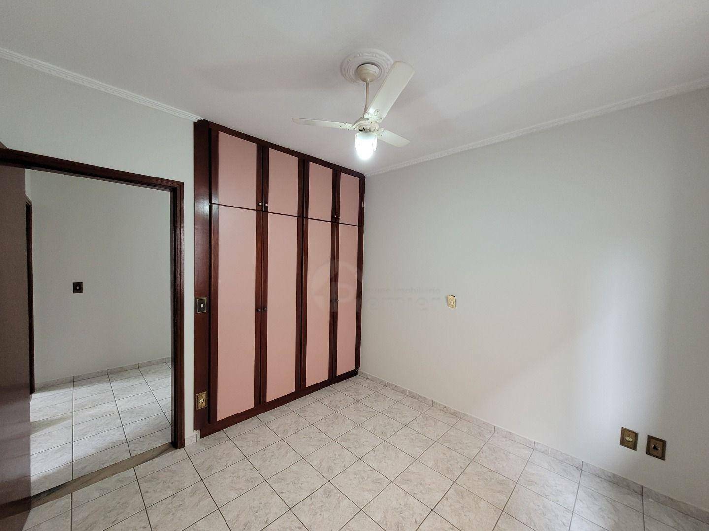 Casa para alugar com 4 quartos, 206m² - Foto 18