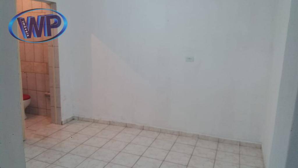 Sobrado à venda com 3 quartos, 210m² - Foto 2