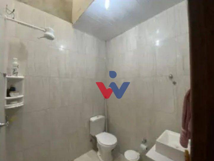 Casa à venda com 3 quartos, 200m² - Foto 17