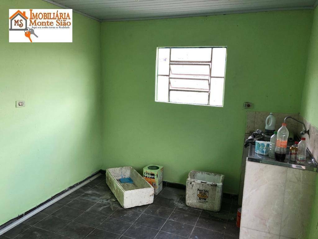 Casa à venda com 1 quarto, 70m² - Foto 5