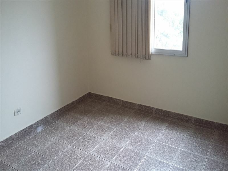 Apartamento para alugar com 2 quartos, 68m² - Foto 15