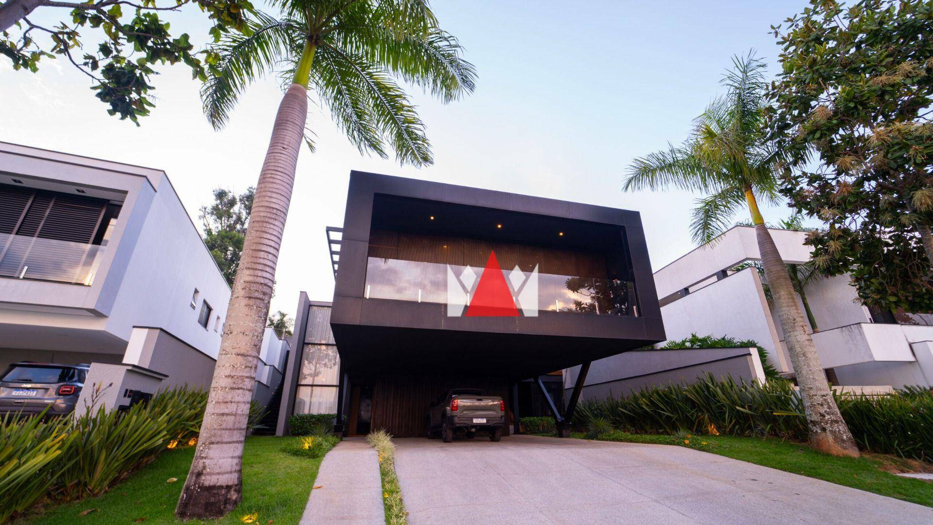 Casa de Condomínio à venda com 3 quartos, 414m² - Foto 1