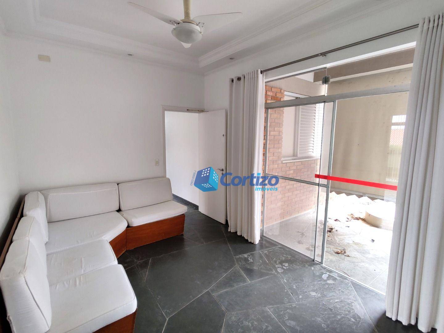 Casa à venda com 3 quartos, 280m² - Foto 5