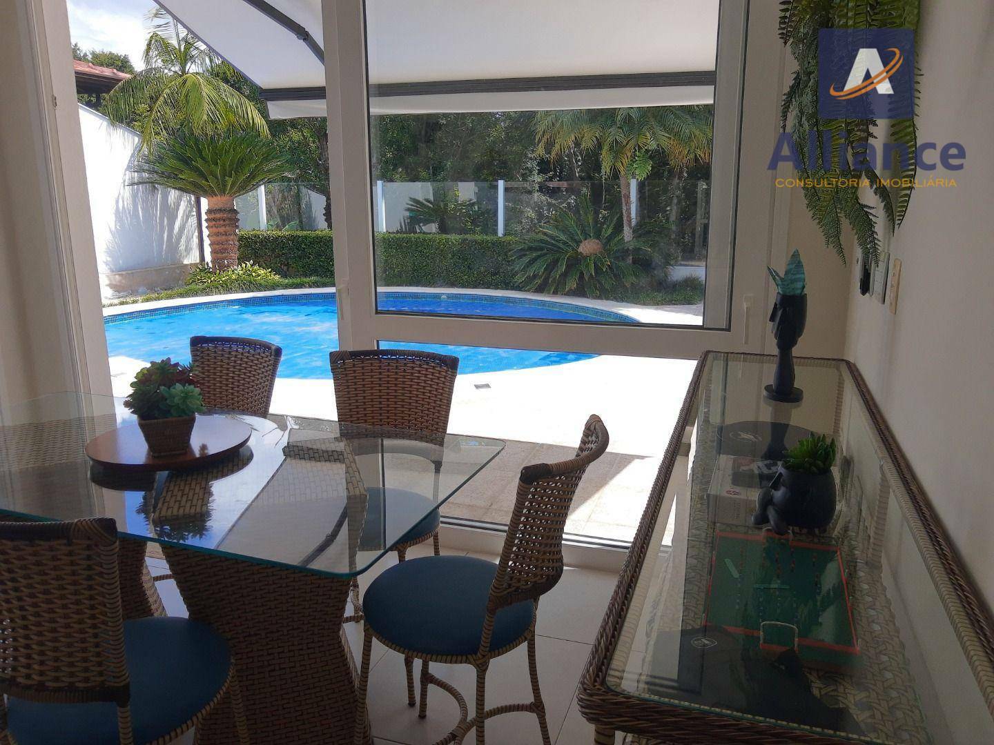 Casa de Condomínio à venda com 4 quartos, 360m² - Foto 25