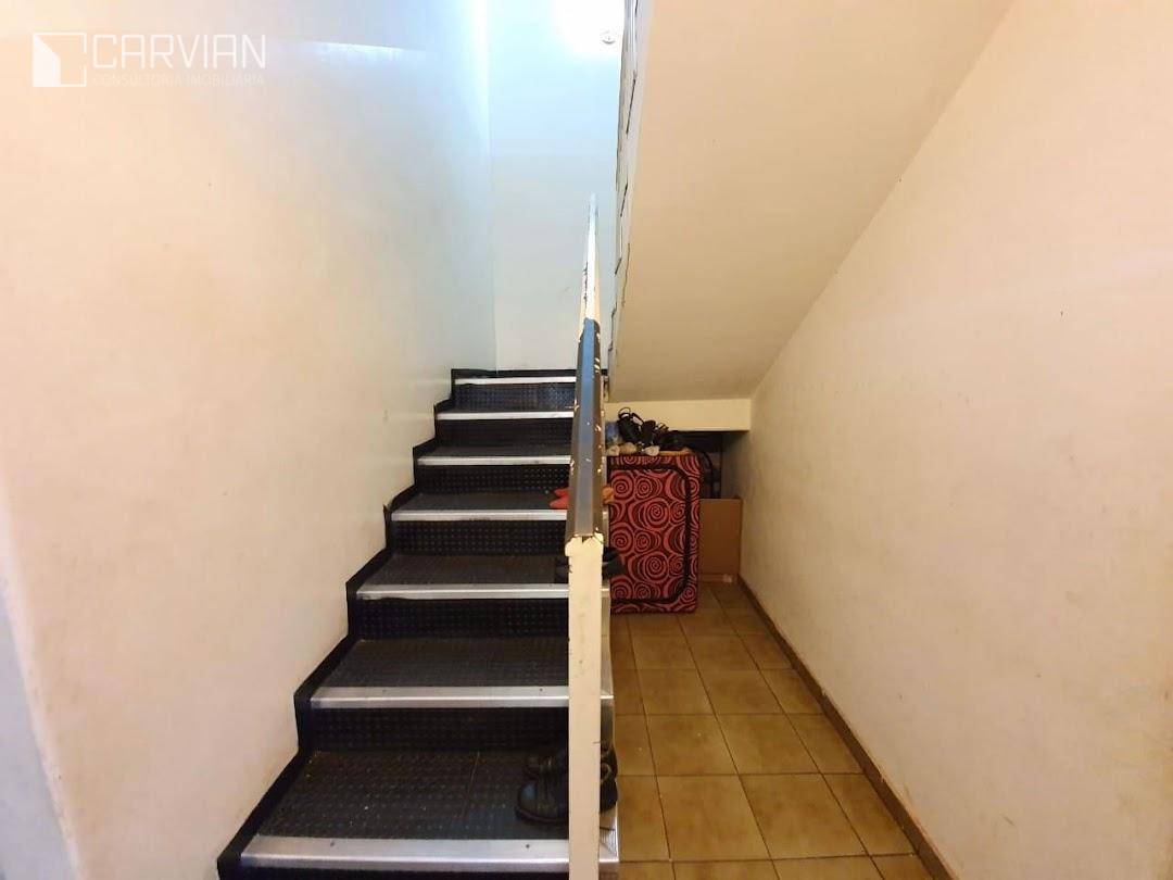 Casa à venda com 4 quartos, 290m² - Foto 27