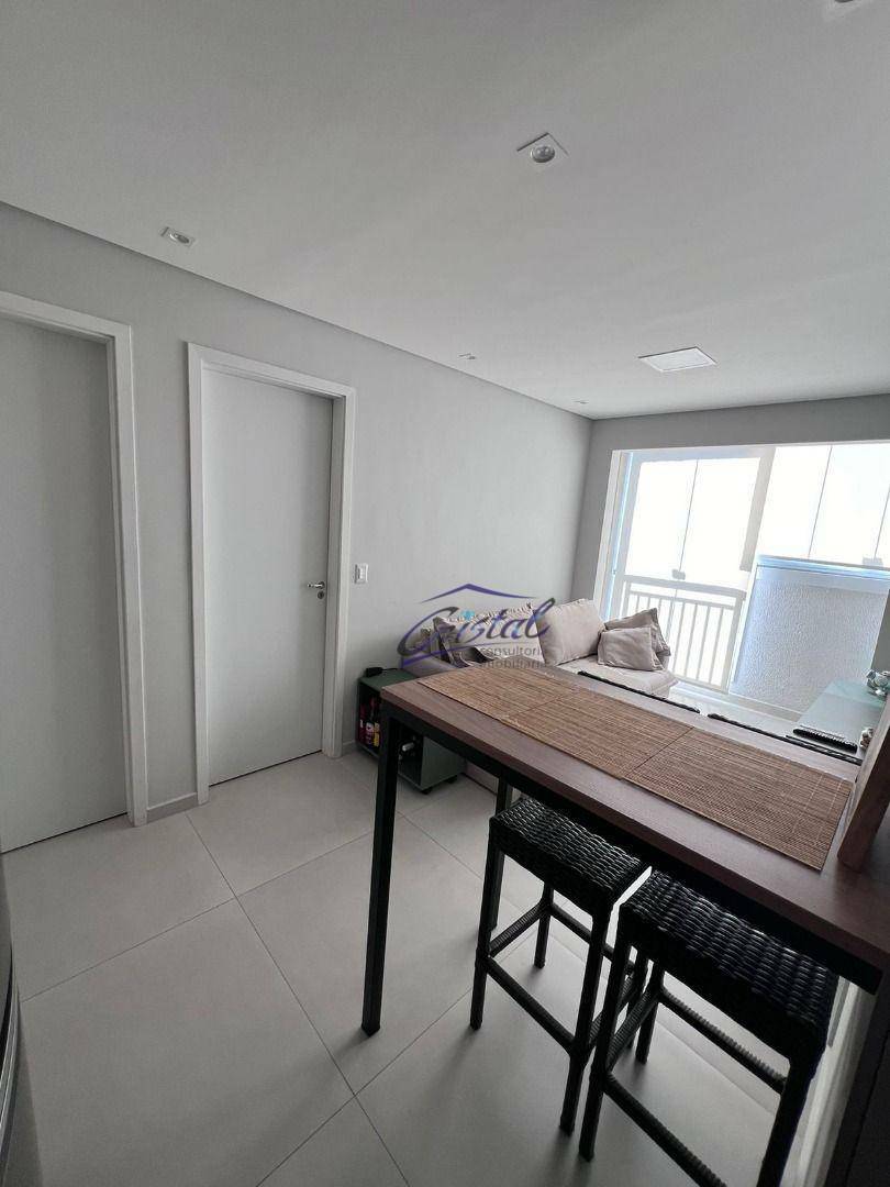 Apartamento à venda com 2 quartos, 40m² - Foto 21