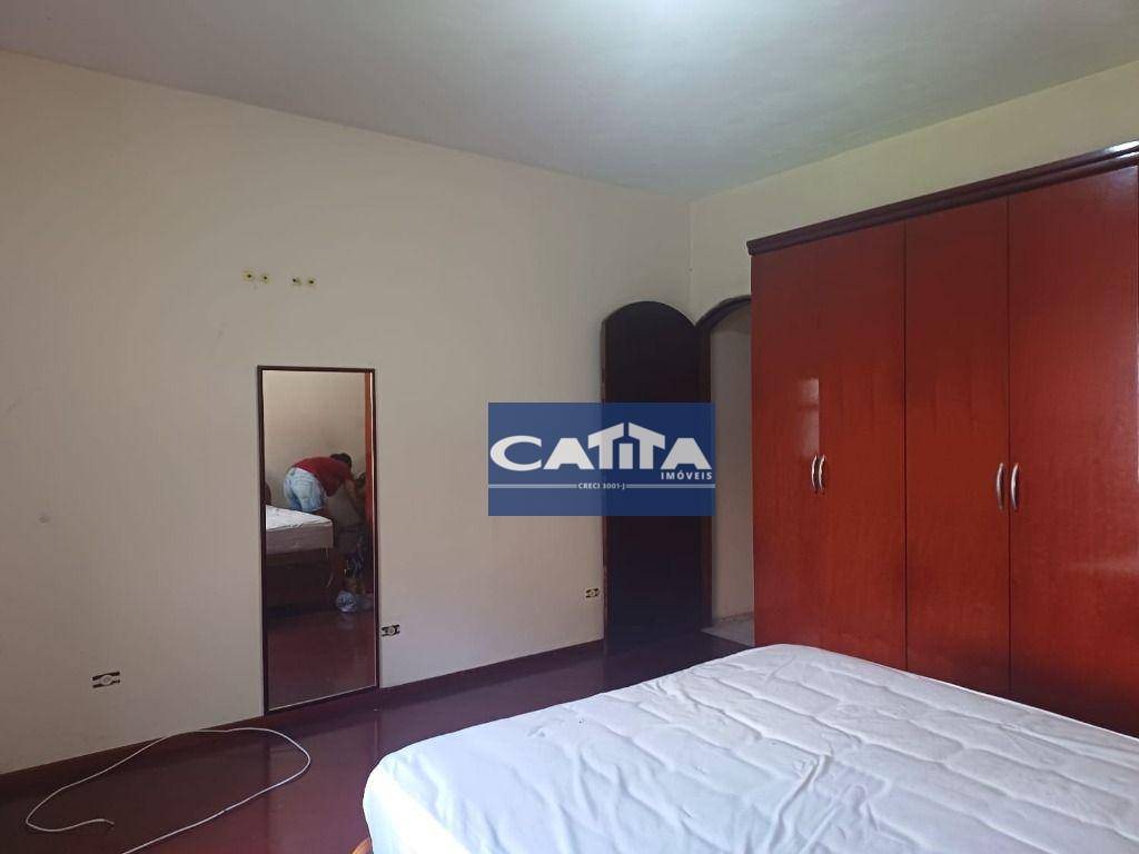 Casa à venda com 5 quartos, 240m² - Foto 26