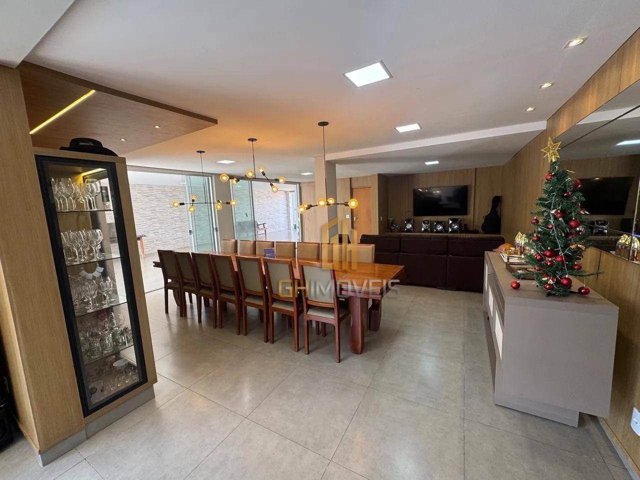 Casa à venda com 4 quartos, 302m² - Foto 12