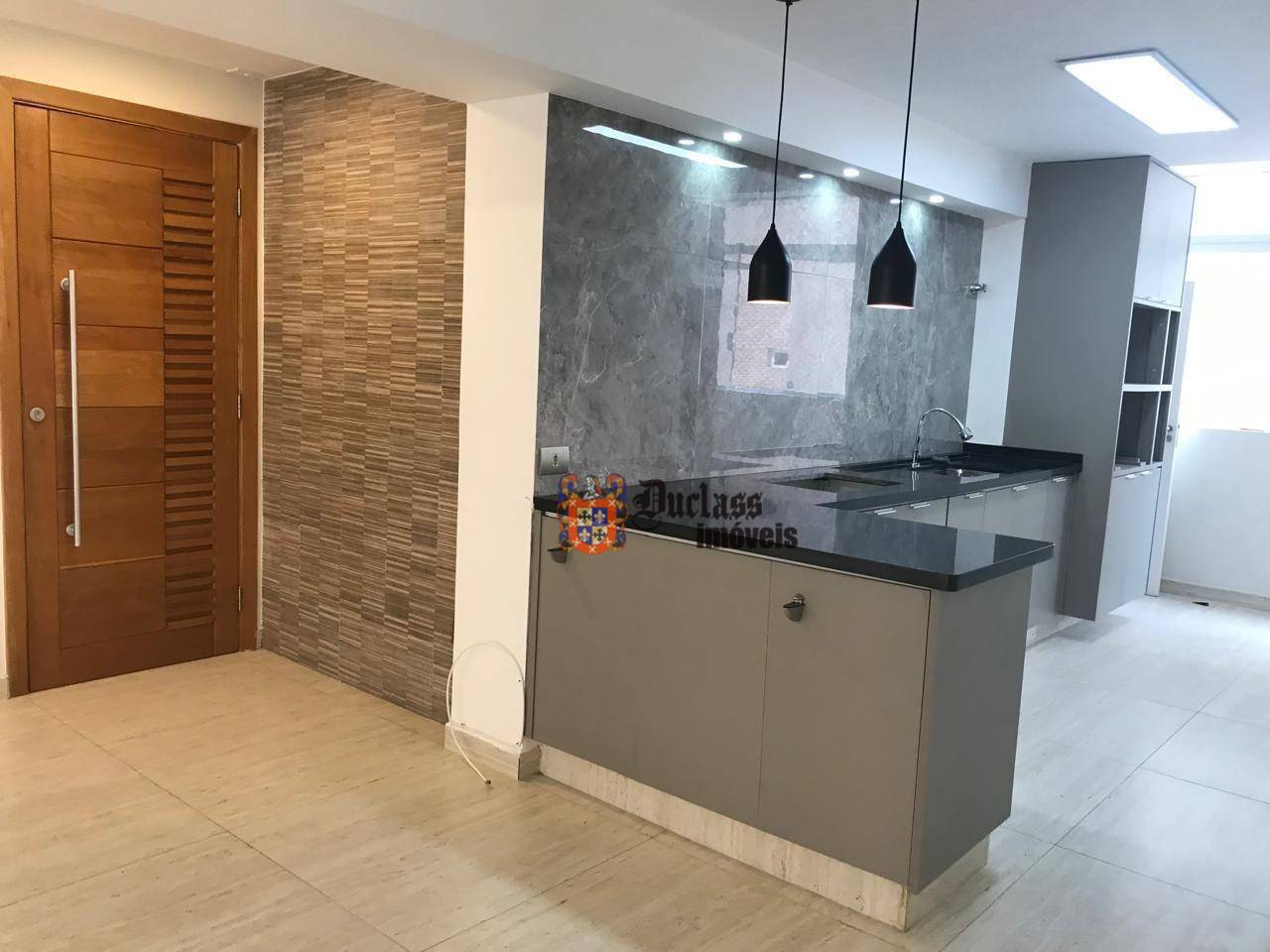 Apartamento à venda com 3 quartos, 140m² - Foto 1