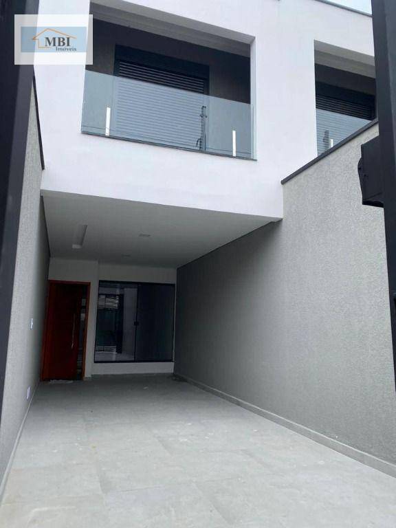 Sobrado à venda com 3 quartos, 125m² - Foto 2