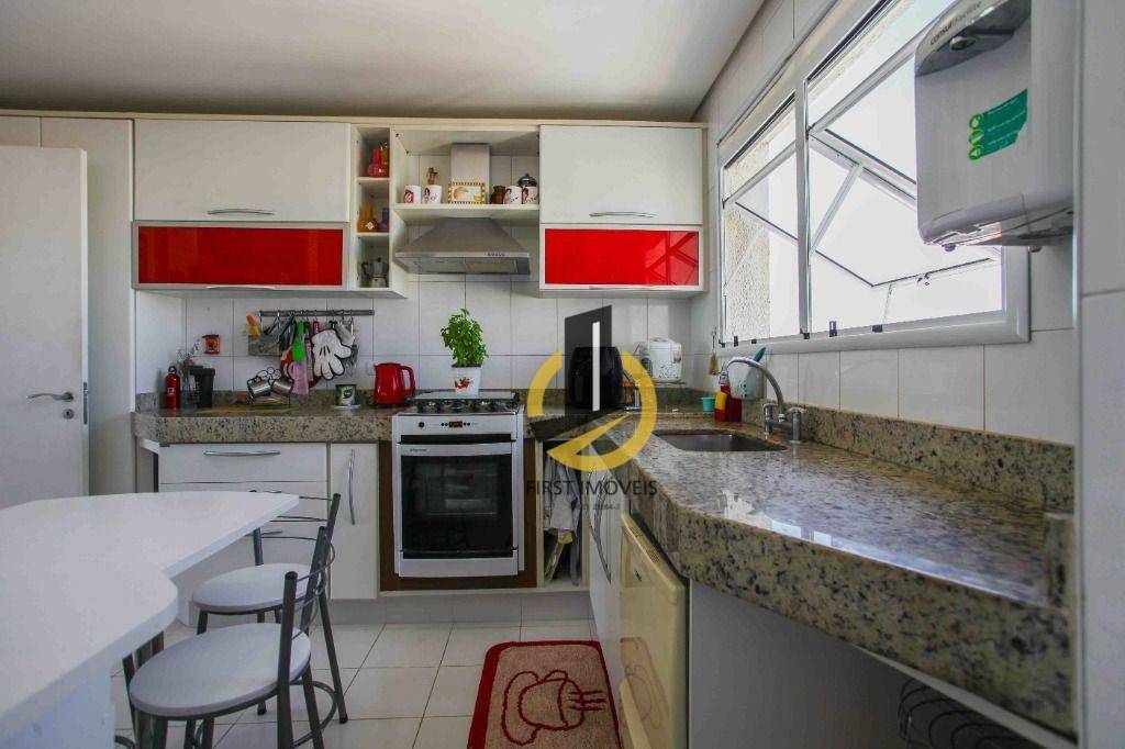 Apartamento à venda com 3 quartos, 141m² - Foto 11