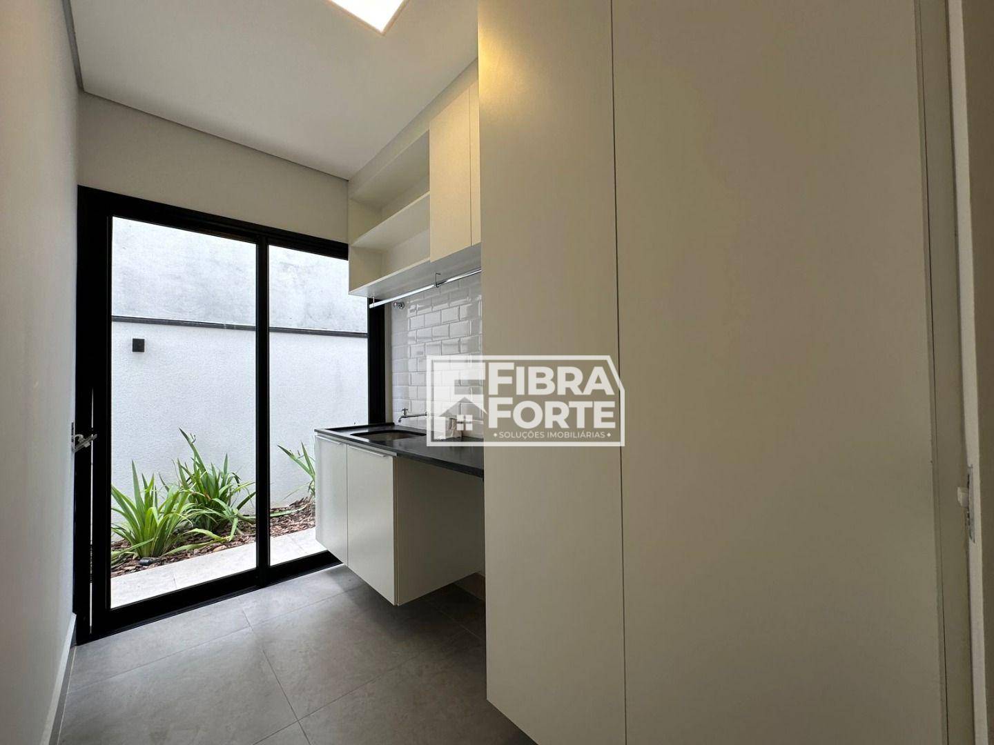 Casa de Condomínio à venda com 4 quartos, 261m² - Foto 30