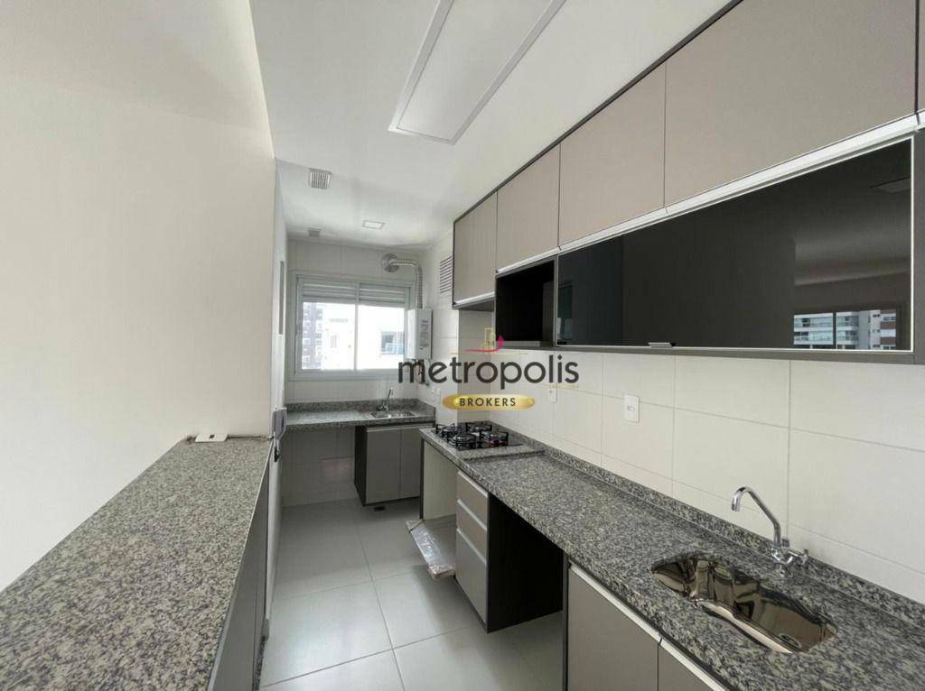 Apartamento à venda com 2 quartos, 68m² - Foto 4