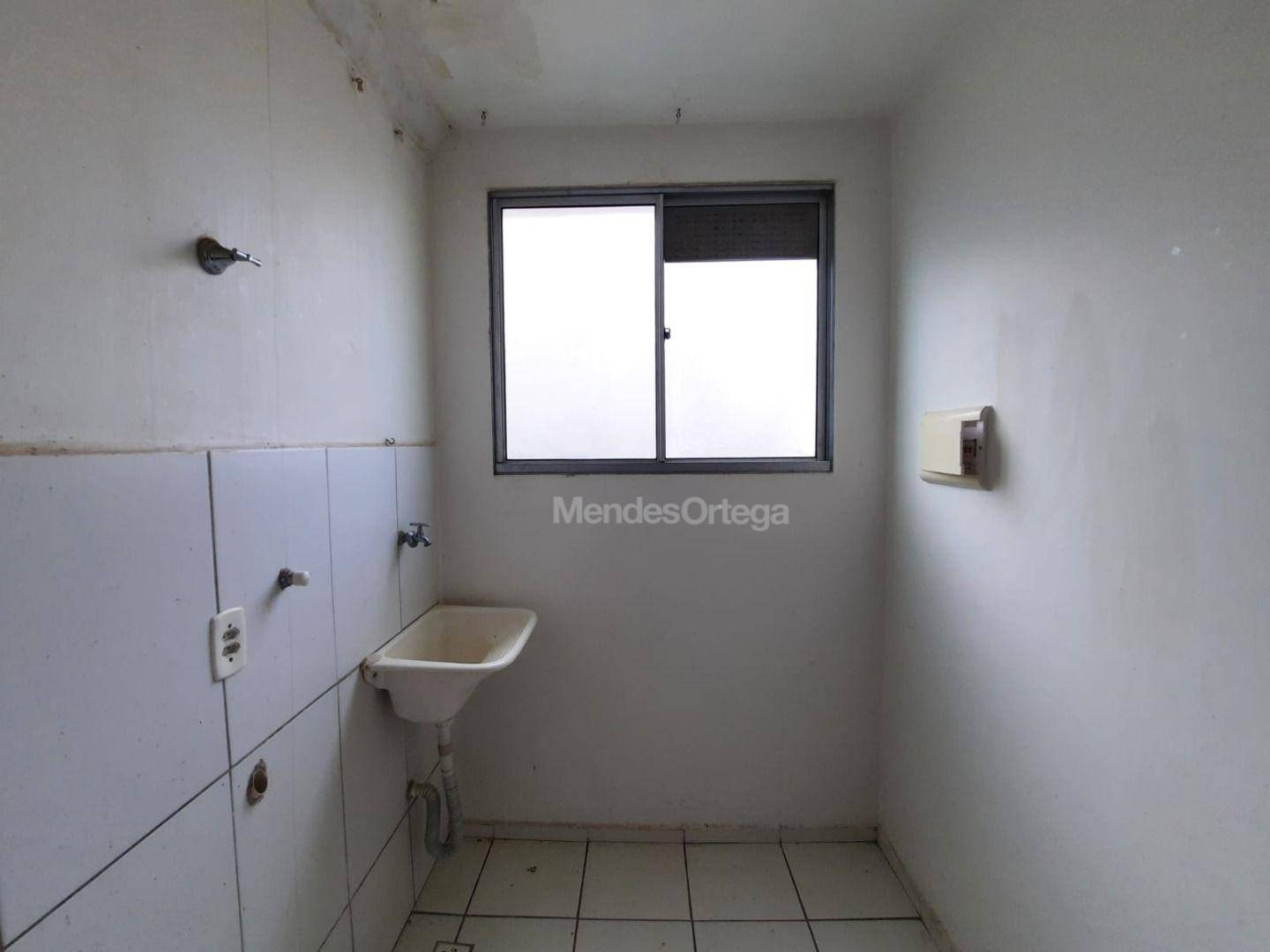 Apartamento para alugar com 2 quartos, 45m² - Foto 7