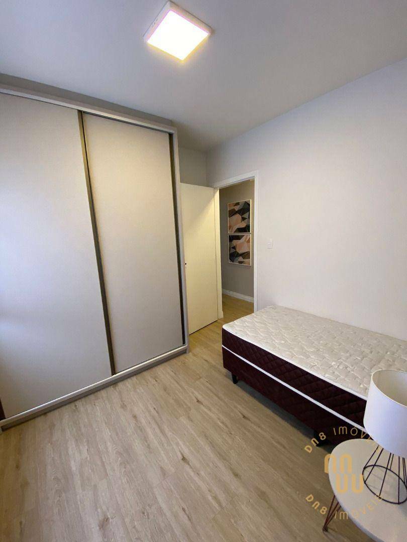 Apartamento à venda com 3 quartos, 125m² - Foto 6