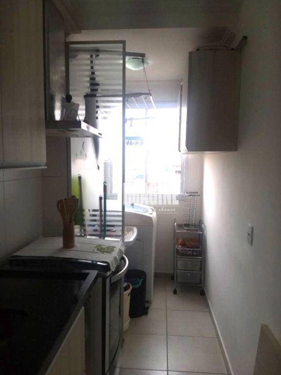 Apartamento à venda com 2 quartos, 50m² - Foto 6