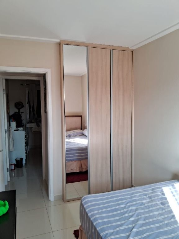 Apartamento à venda com 2 quartos, 42m² - Foto 16