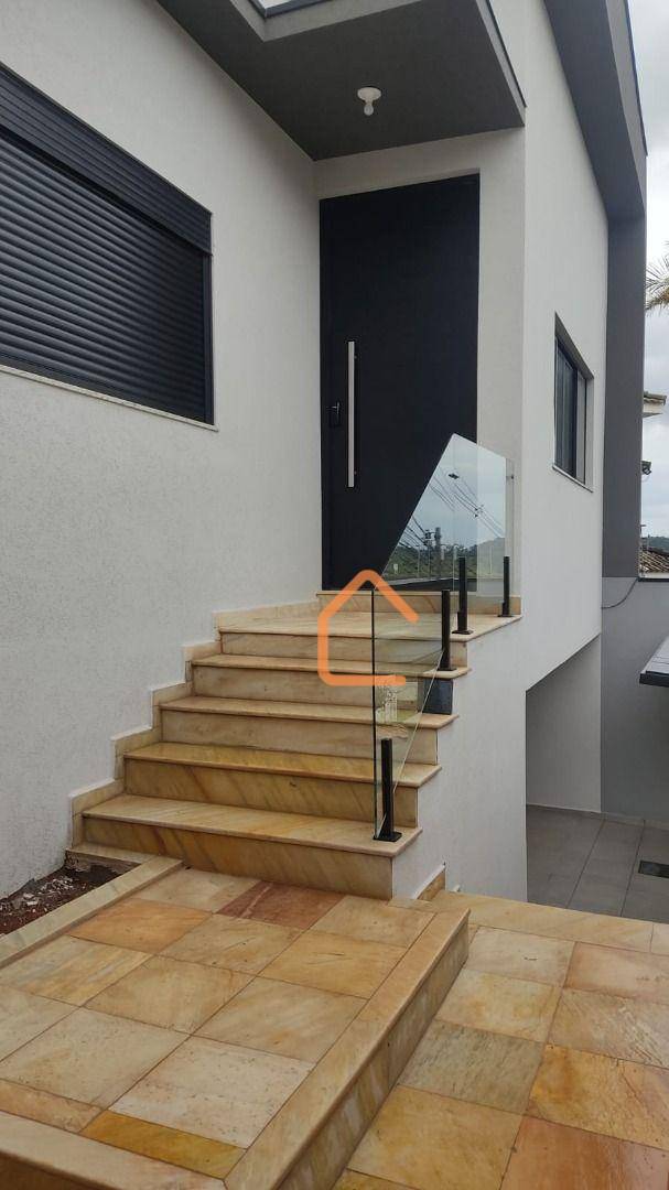 Casa à venda com 3 quartos, 235m² - Foto 23