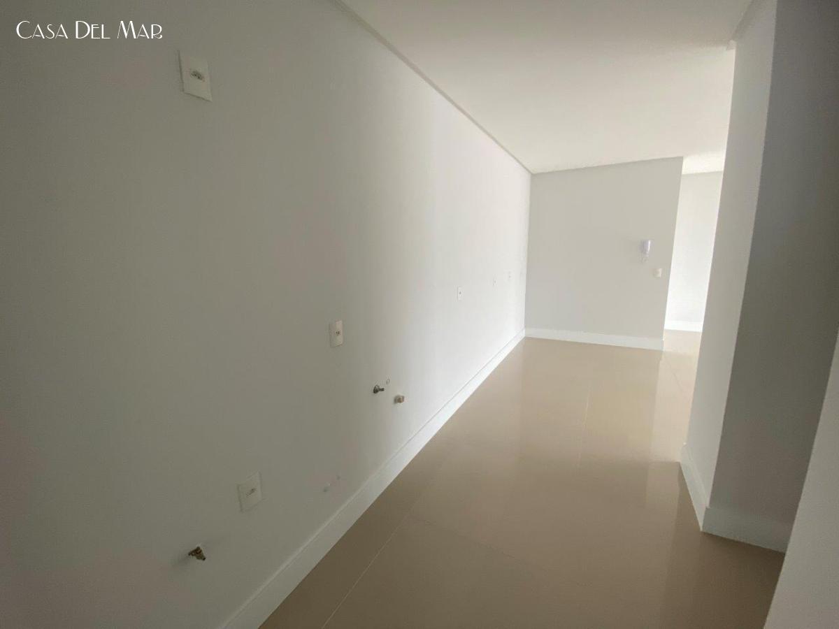 Apartamento à venda com 3 quartos, 123m² - Foto 25