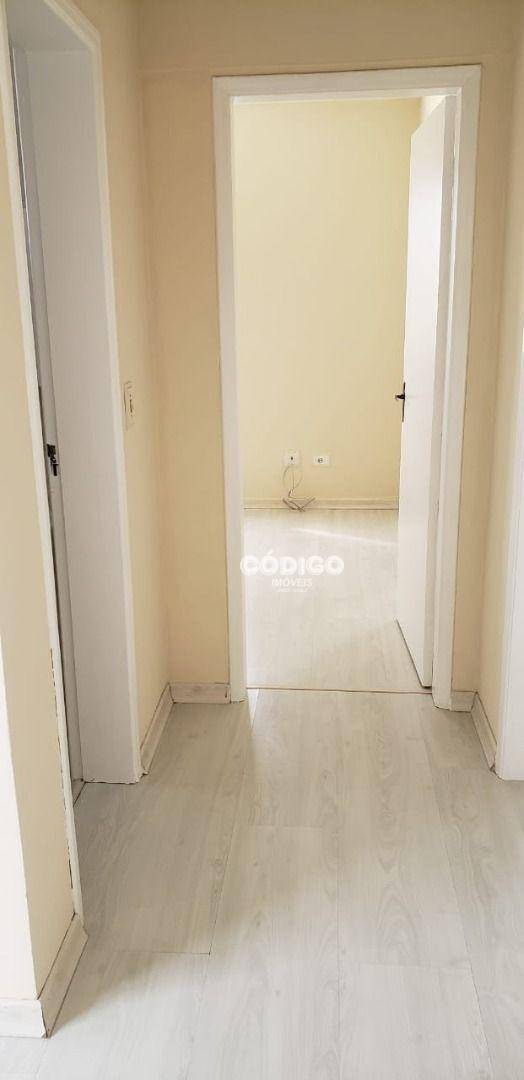 Apartamento à venda com 2 quartos, 75m² - Foto 20