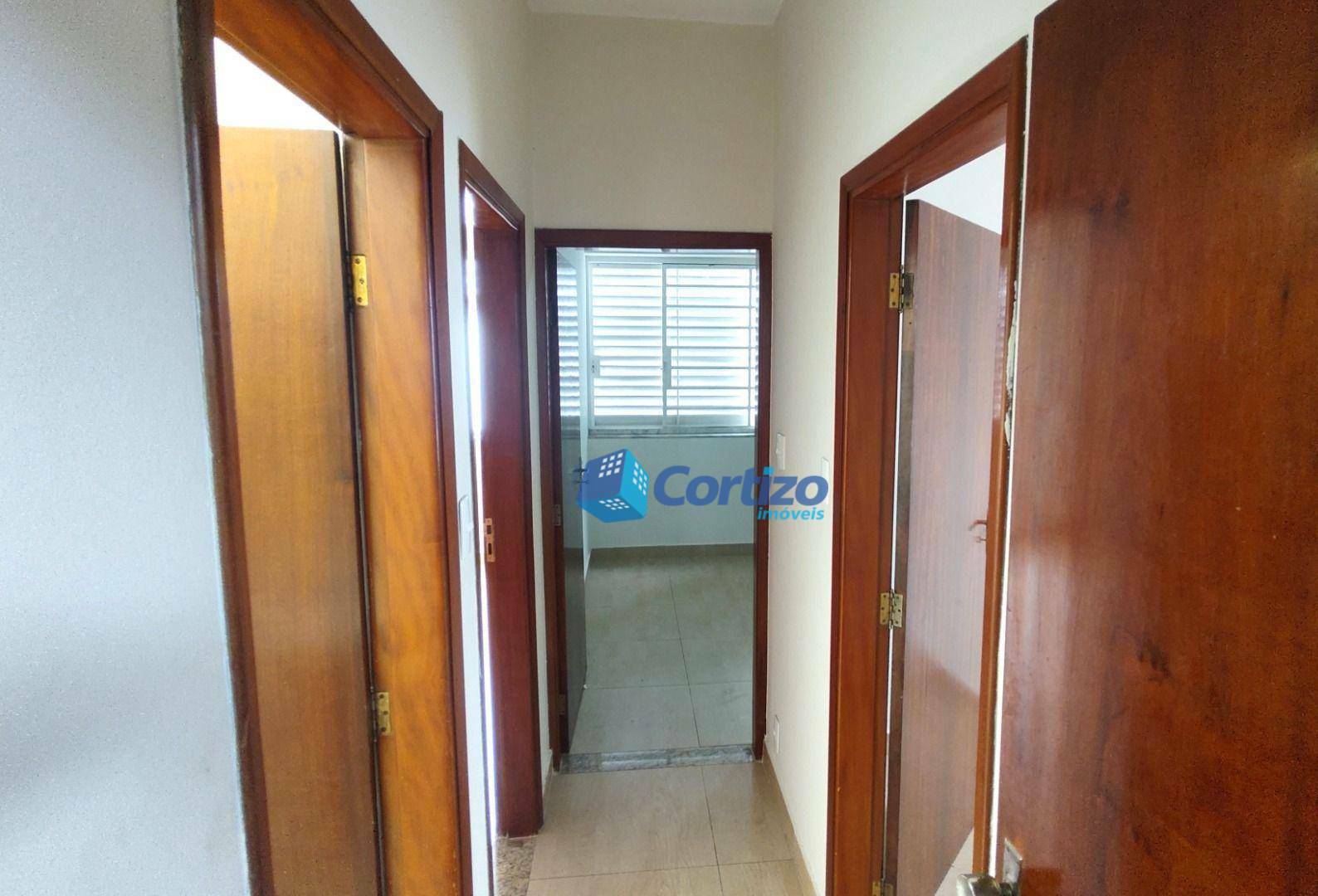 Casa à venda com 3 quartos, 120m² - Foto 9