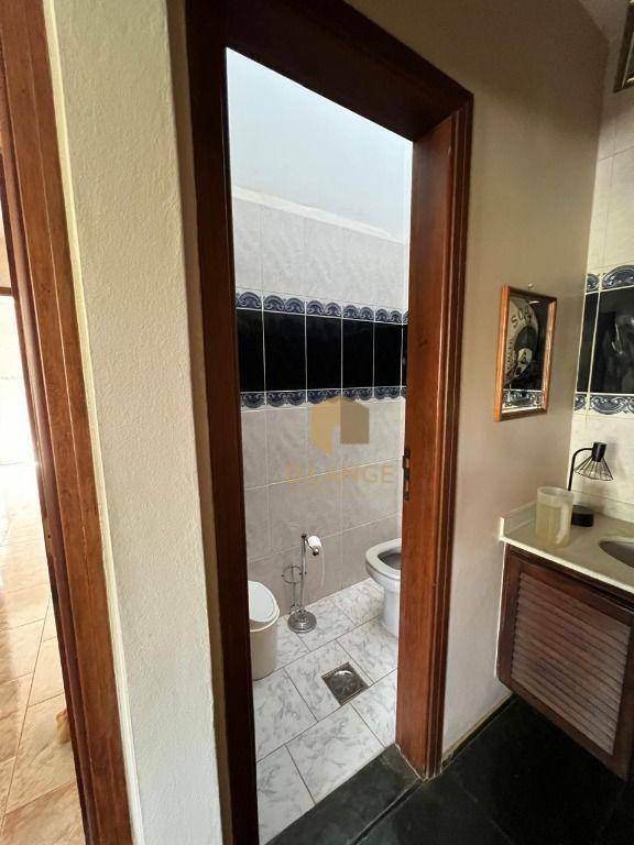 Casa de Condomínio à venda com 4 quartos, 403m² - Foto 24