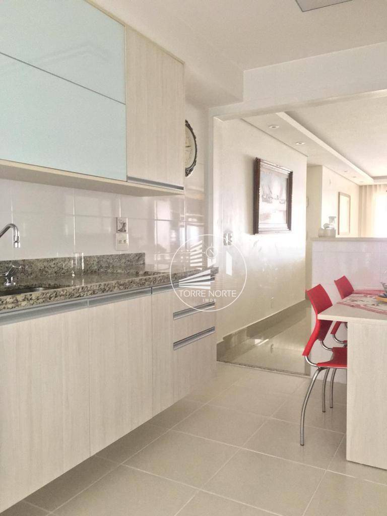 Apartamento à venda com 5 quartos, 143m² - Foto 14