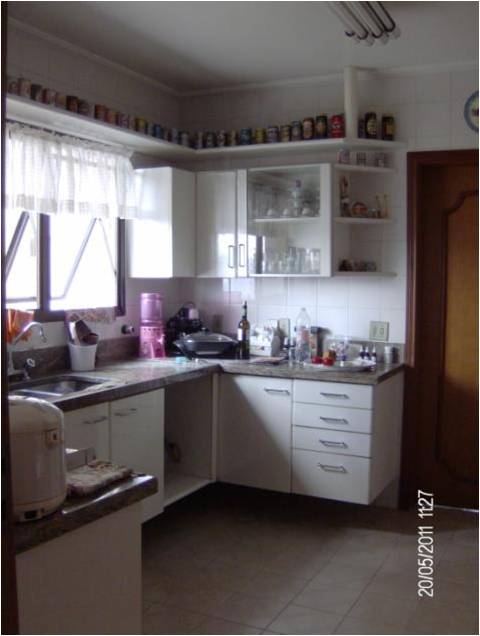 Apartamento à venda com 4 quartos, 254m² - Foto 9