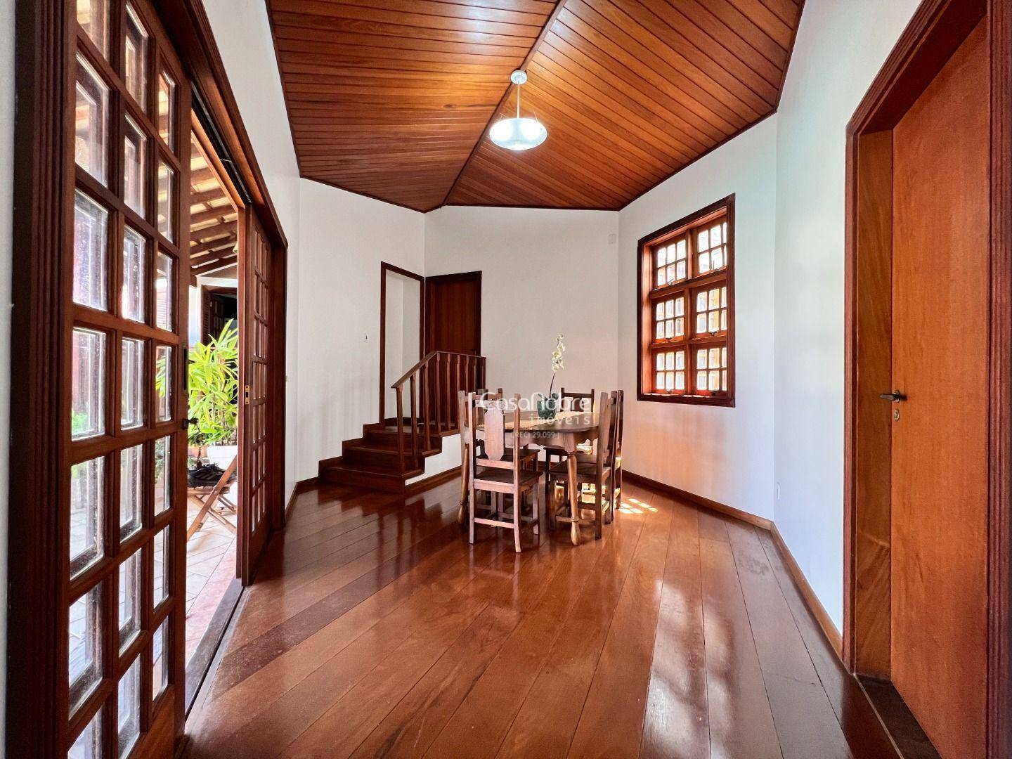 Casa de Condomínio à venda com 4 quartos, 600m² - Foto 27