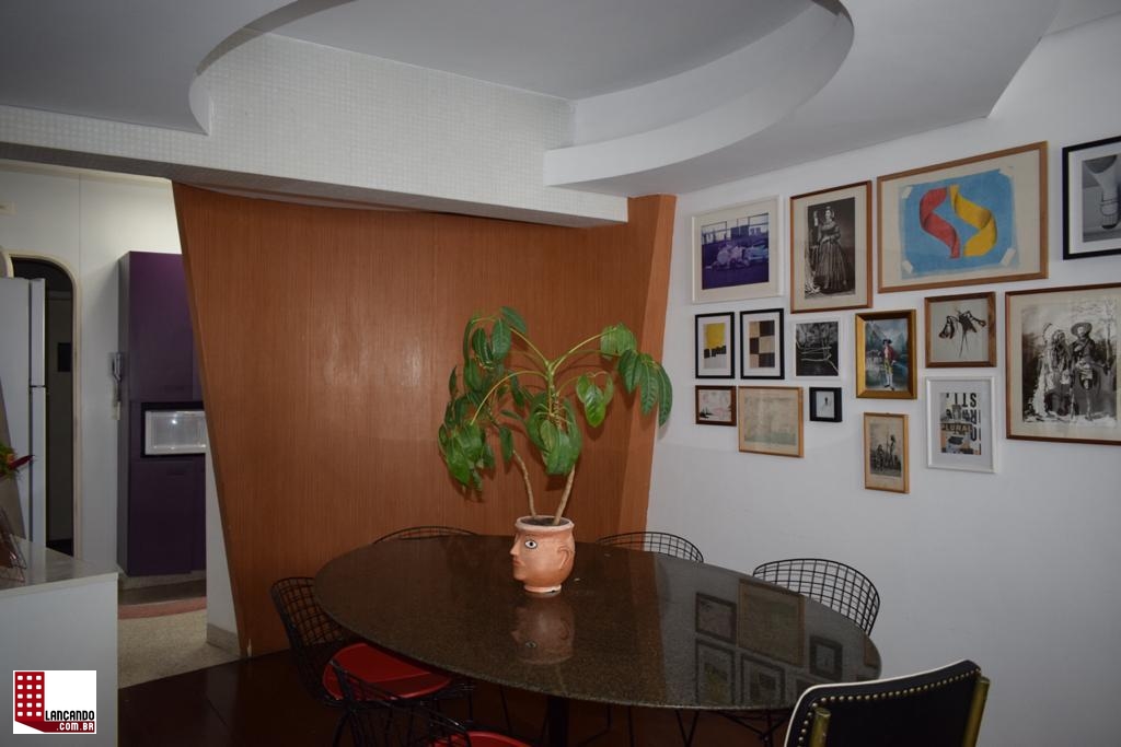 Apartamento à venda com 4 quartos, 195m² - Foto 19