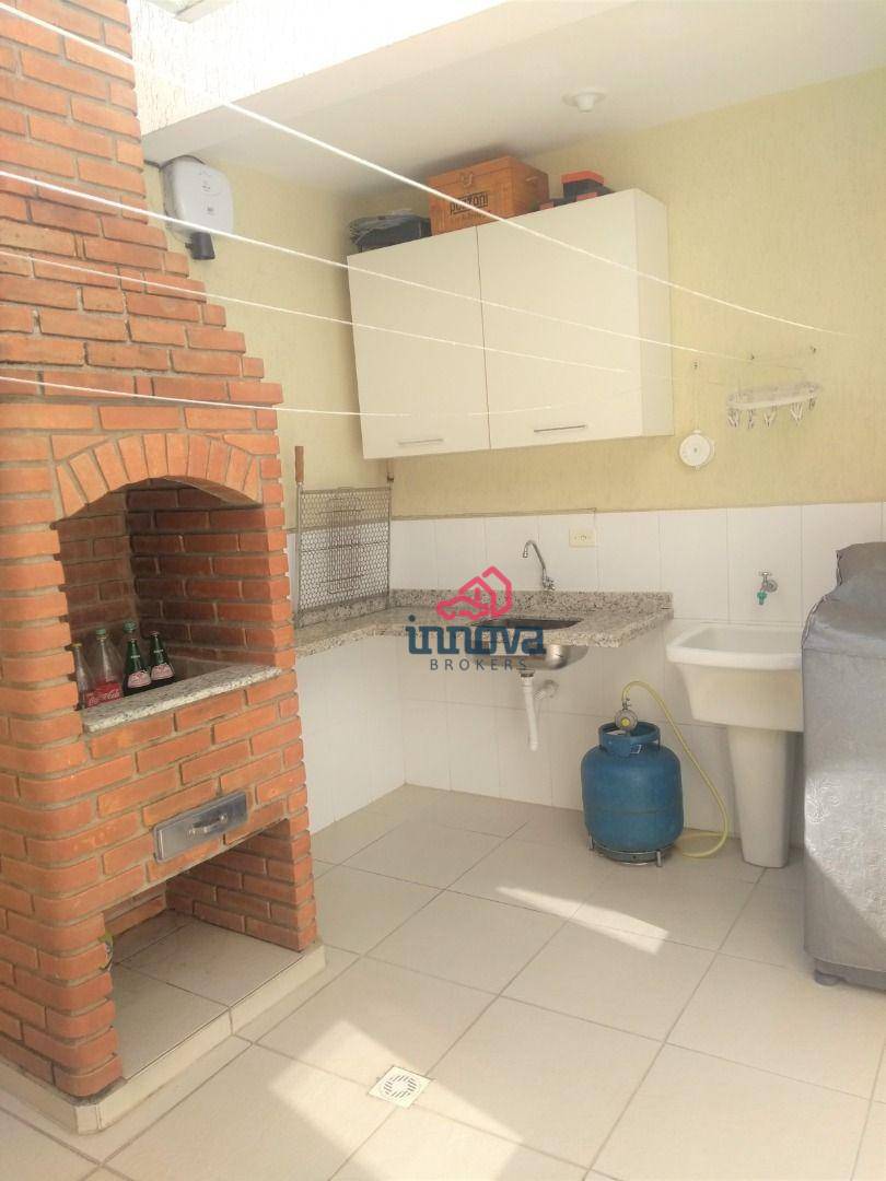 Sobrado à venda com 3 quartos, 98m² - Foto 1