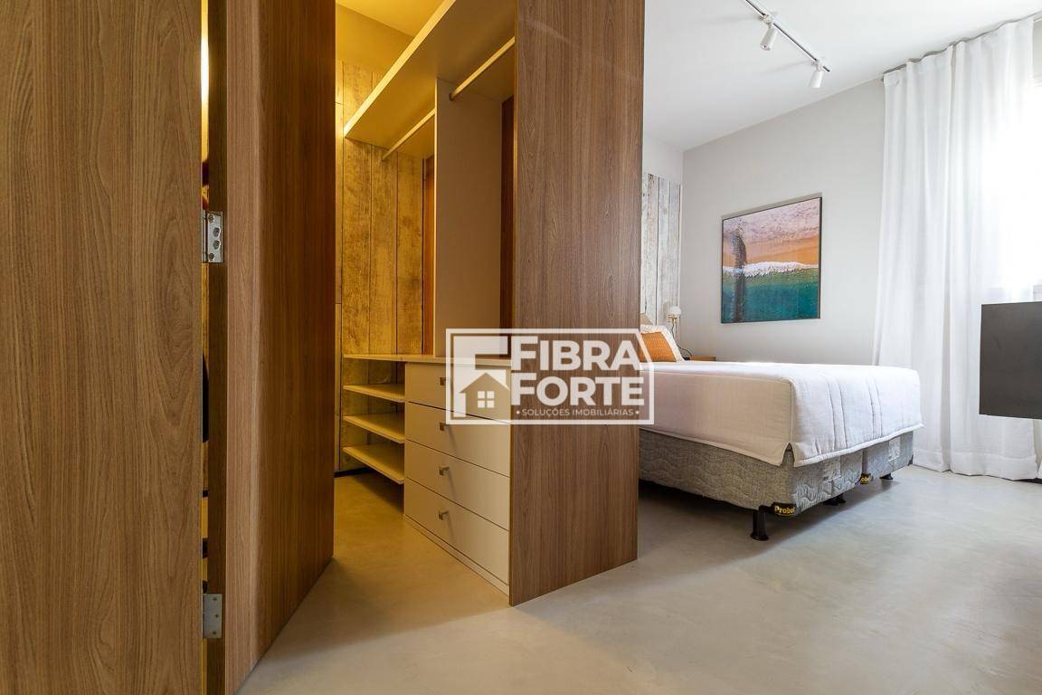 Apartamento para alugar com 3 quartos, 99m² - Foto 11