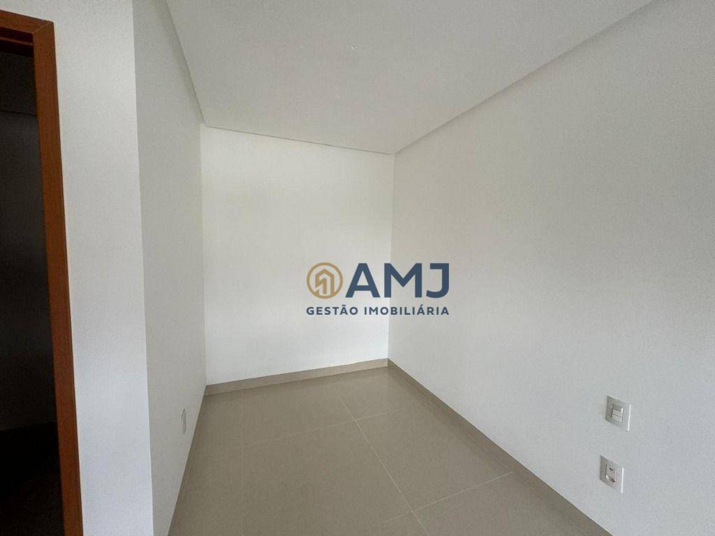 Apartamento à venda com 2 quartos, 66m² - Foto 12