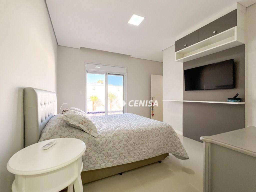 Casa de Condomínio à venda com 4 quartos, 236m² - Foto 21