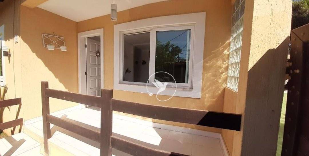 Casa de Condomínio à venda com 4 quartos, 135m² - Foto 2