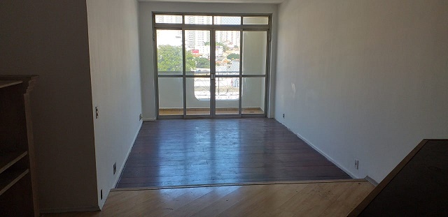 Apartamento à venda e aluguel com 3 quartos, 220m² - Foto 1