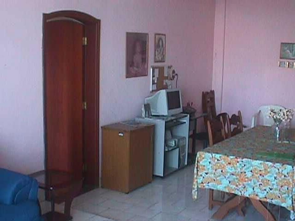 Apartamento à venda com 2 quartos, 110m² - Foto 2