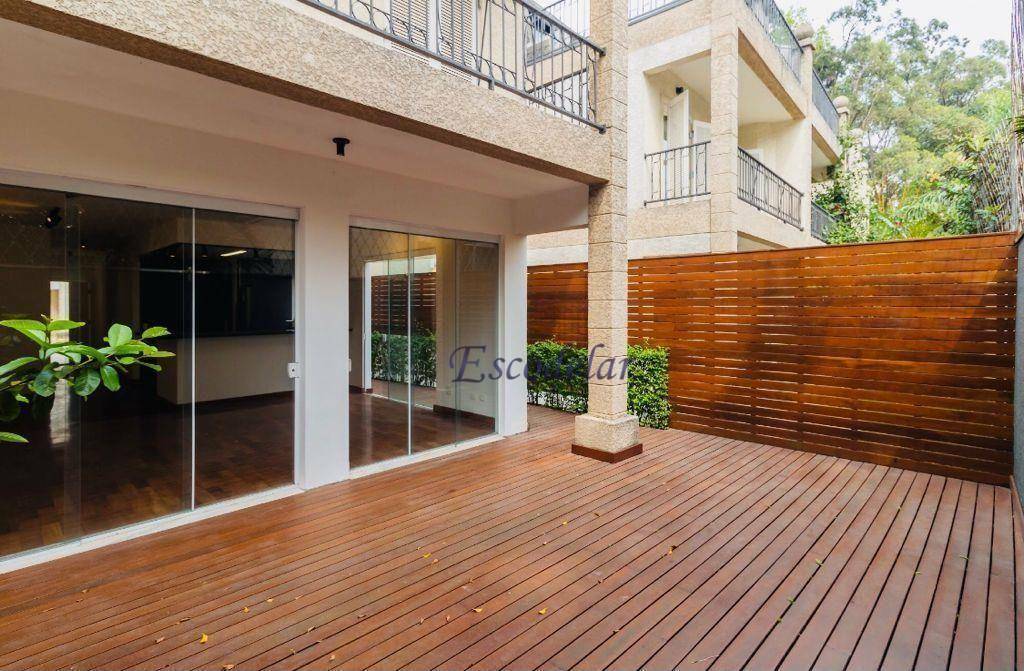 Casa de Condomínio à venda com 3 quartos, 300m² - Foto 1