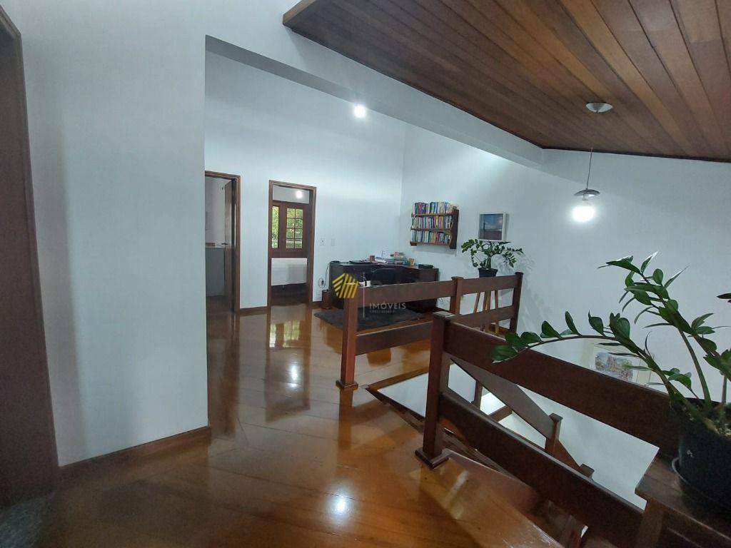 Sobrado à venda com 4 quartos, 333m² - Foto 48