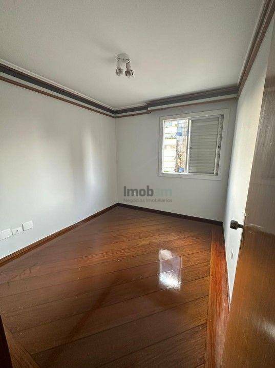 Apartamento à venda com 3 quartos, 90m² - Foto 18