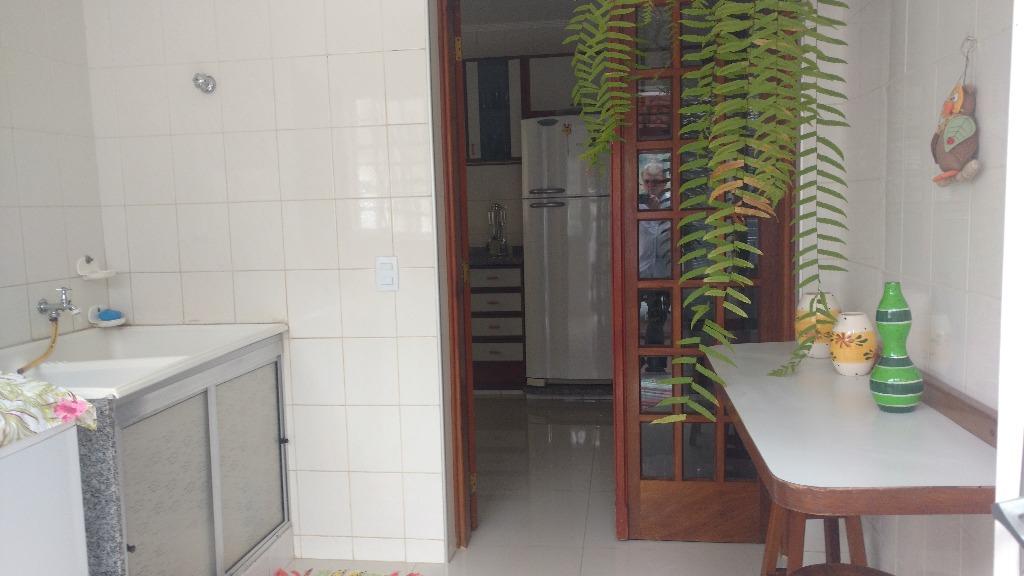 Casa de Condomínio à venda com 4 quartos, 280m² - Foto 27