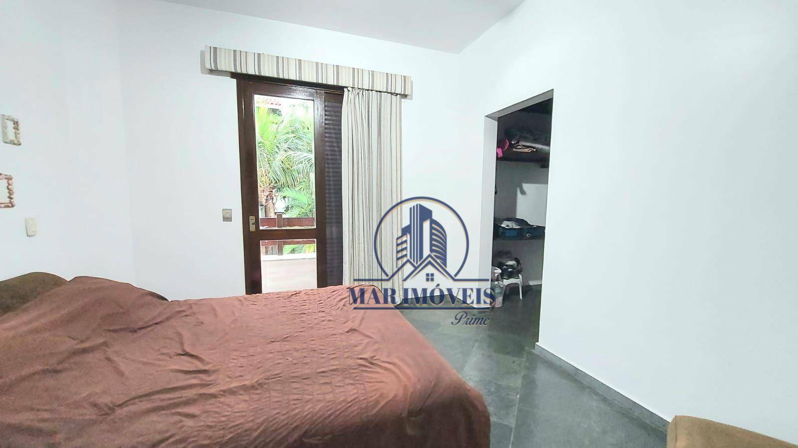 Casa à venda com 4 quartos, 328m² - Foto 18