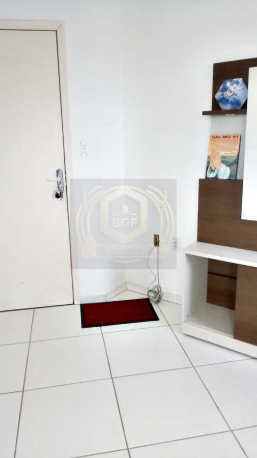 Apartamento à venda com 2 quartos, 75m² - Foto 6