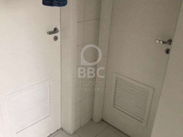 Apartamento à venda com 4 quartos, 136m² - Foto 8